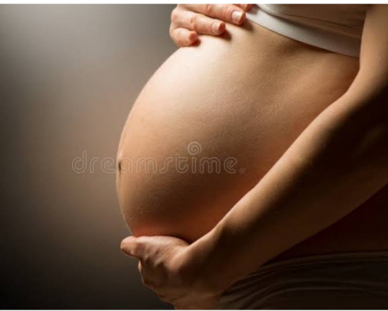 Pregnant womanPregnant woman
