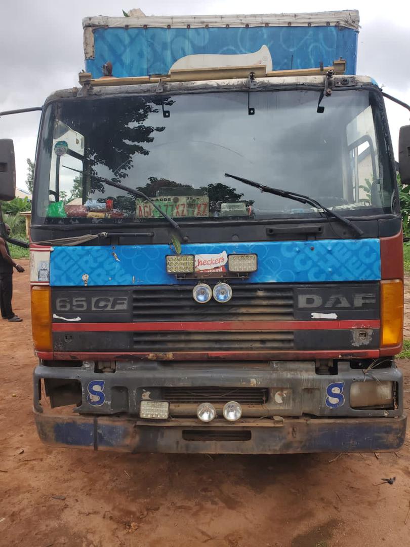 Police arrest man with lady’s breast, rescue kidnapped driver
