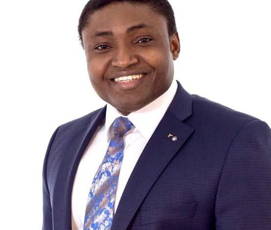 Simon Ekpa